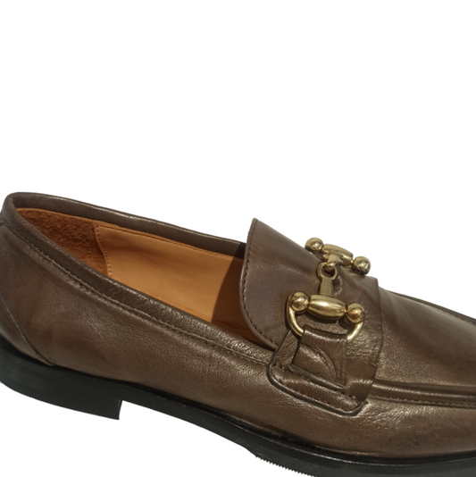 mocassin en cuir de bovin marron taupe boucle