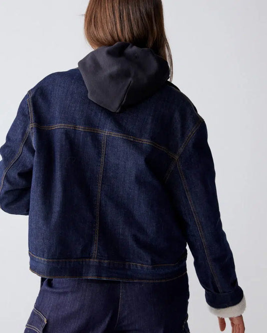 Veste En Jean Doublée Moonage Avec Doublure Amovible En Fausse Peau D’Agneau, veste en jean doublée bleu denim vue de face
