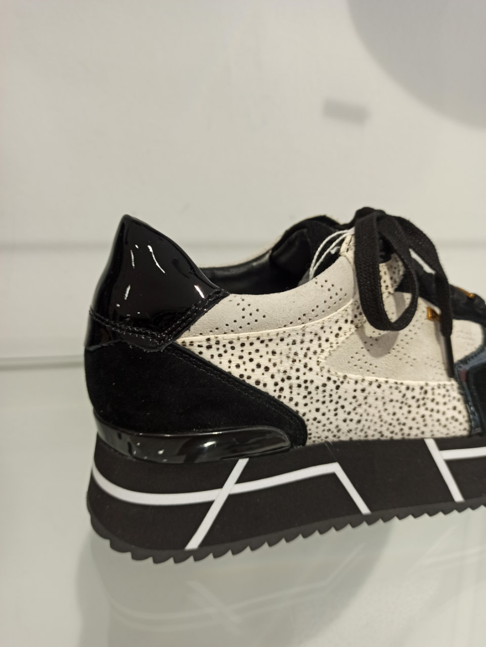 nathan baume sneakers blanc et noir