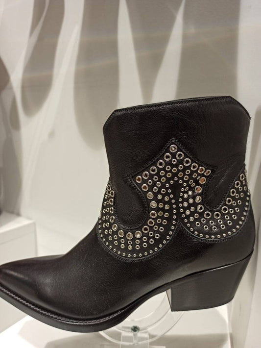 bottine Sartore santiag en cuir noir avec clous et talon moyen élégant