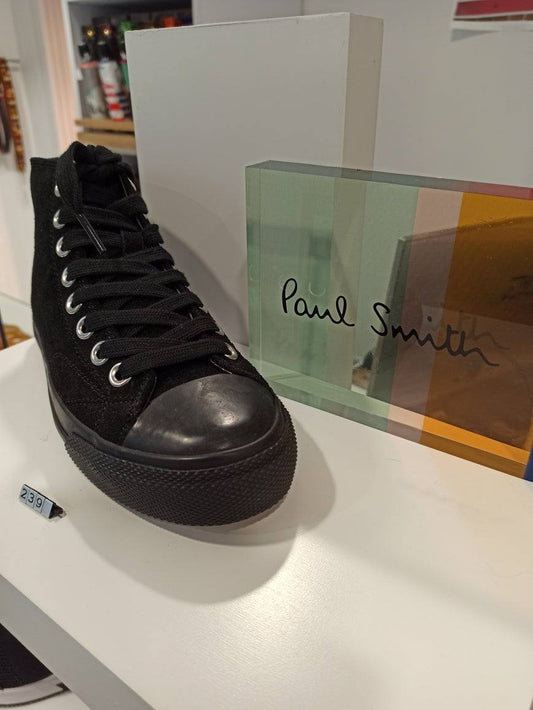 sneakers en cuir nubuck
montante
noir