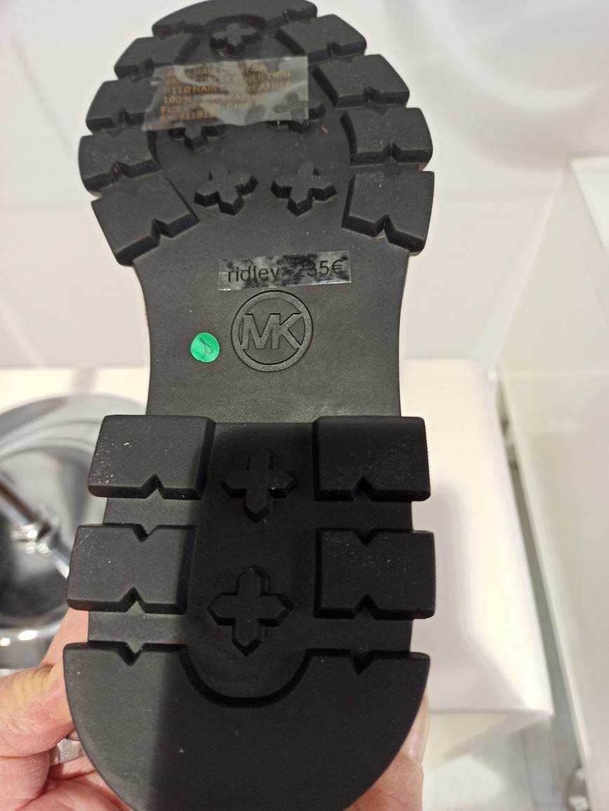 michael kors boots