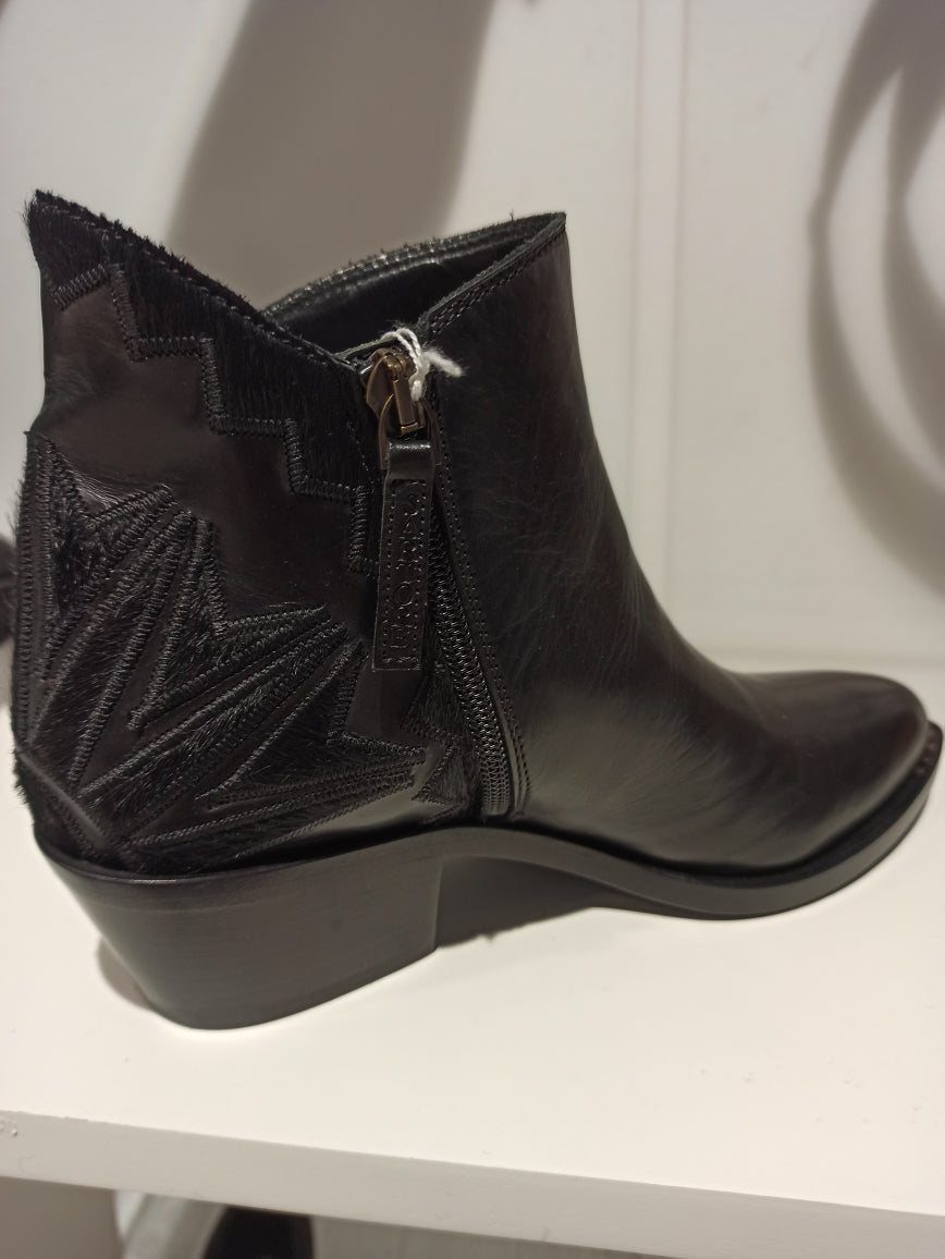 sartore santiag noire