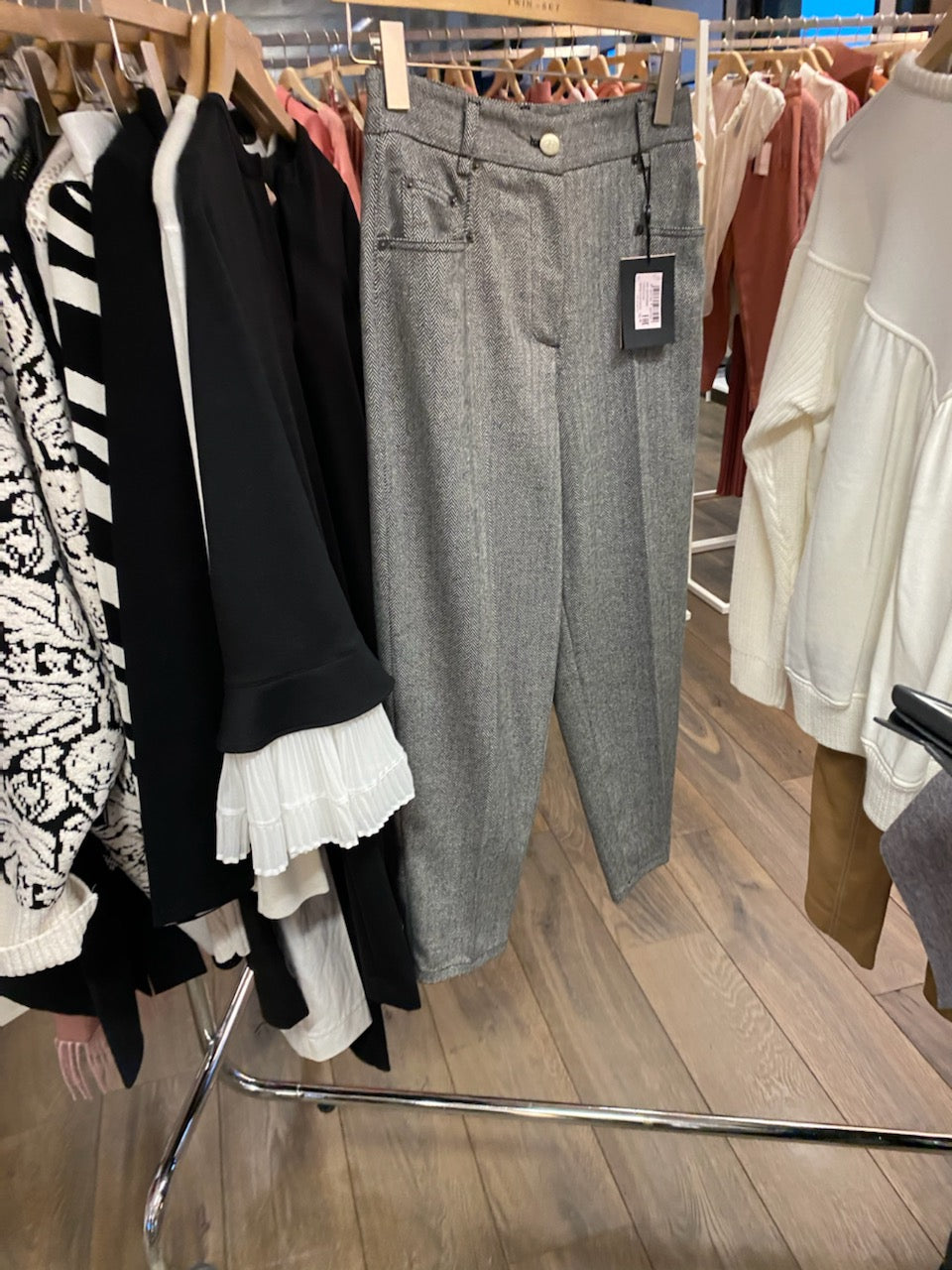 twinset pantalon chevrons en laine mélangée black snow