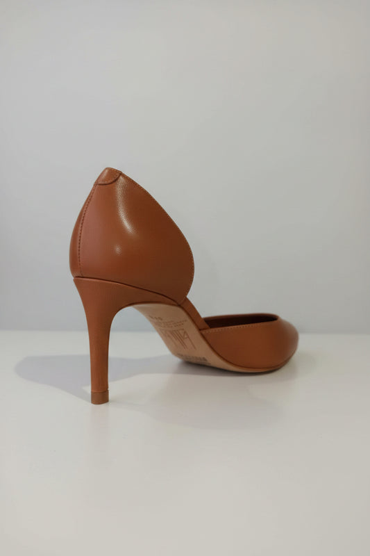 billibi escarpin camel talon 6 cm découpe élégante côté intérieur du pied