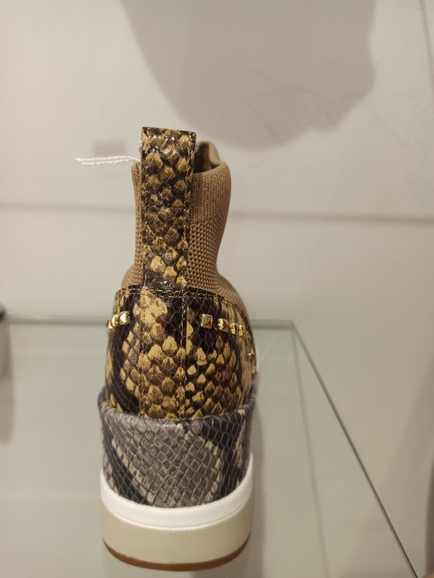 michael kors skyler bootie camel