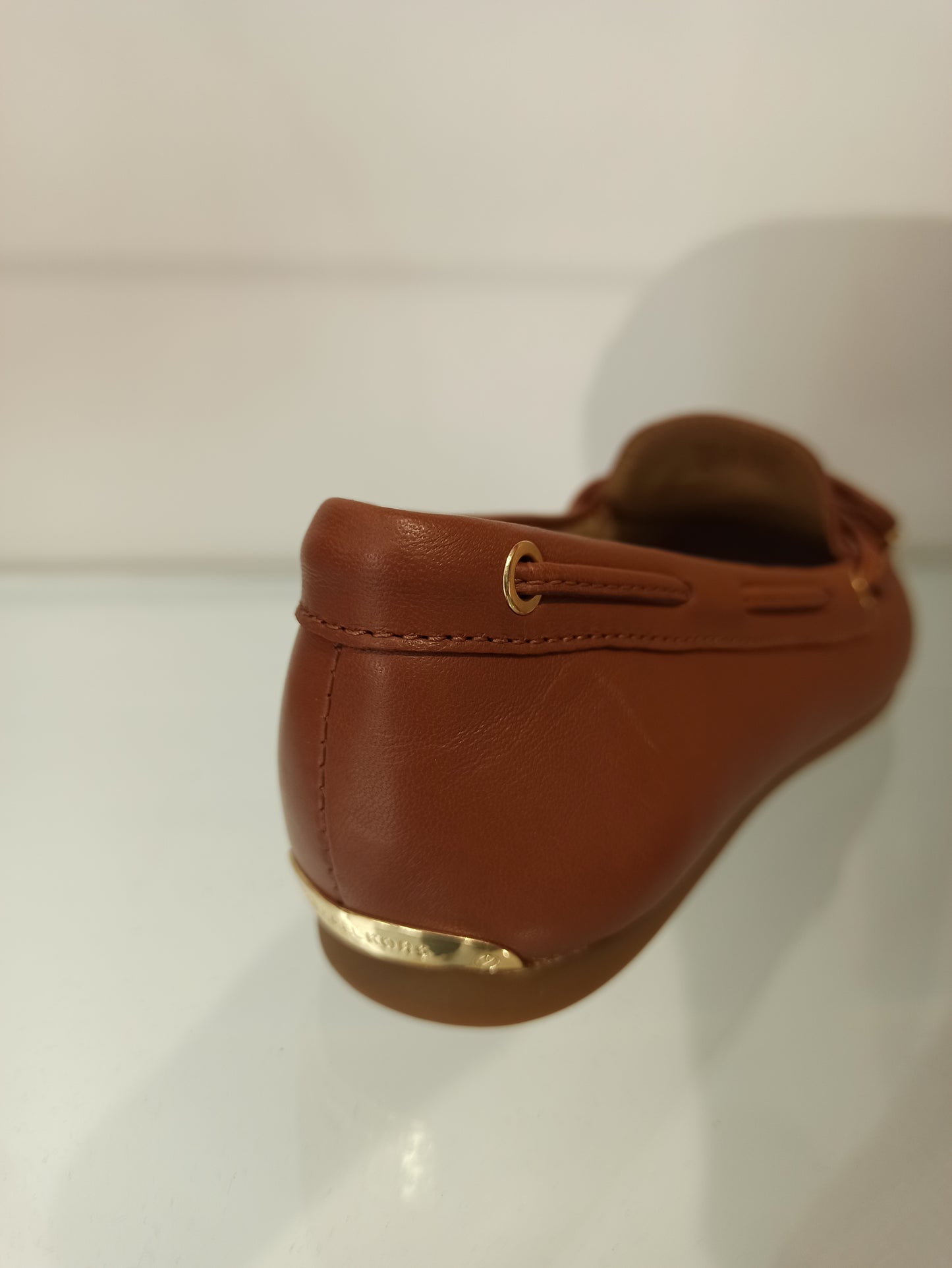 michael kors mocassin camel