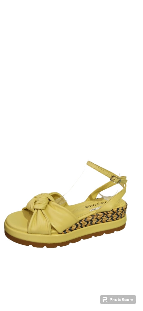 elvio zanon sandales plates lemon