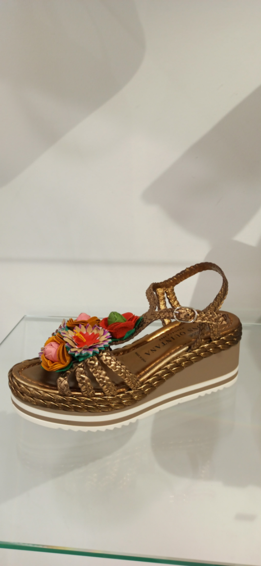 pons quintana sandale compensée cuir tressé fleurs