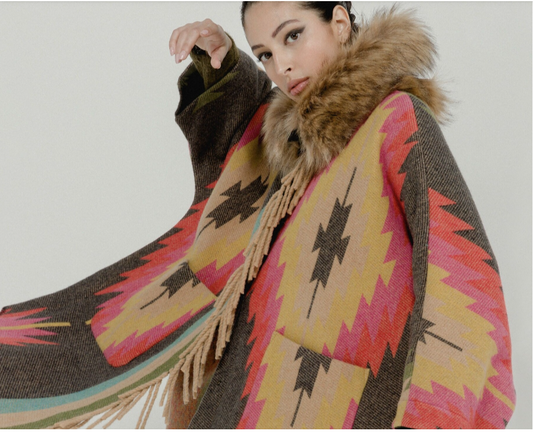 Cape Ethnique Bazar Deluxe En Laine Avec Col En Fausse Fourrure Détachable - Style Boho Chic