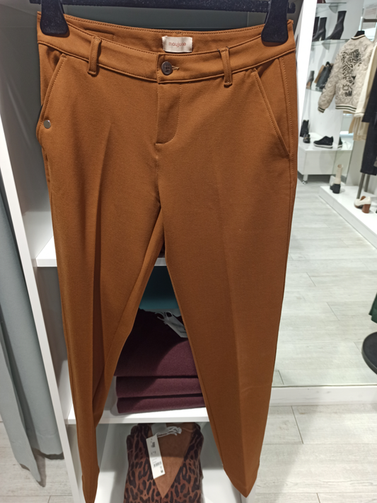 mayjune dona clavel cognac