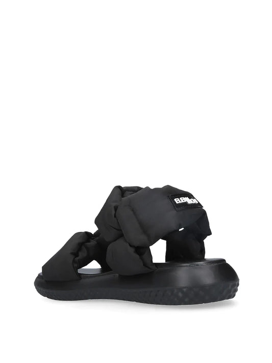 elena iachi sandale plate fermée noire