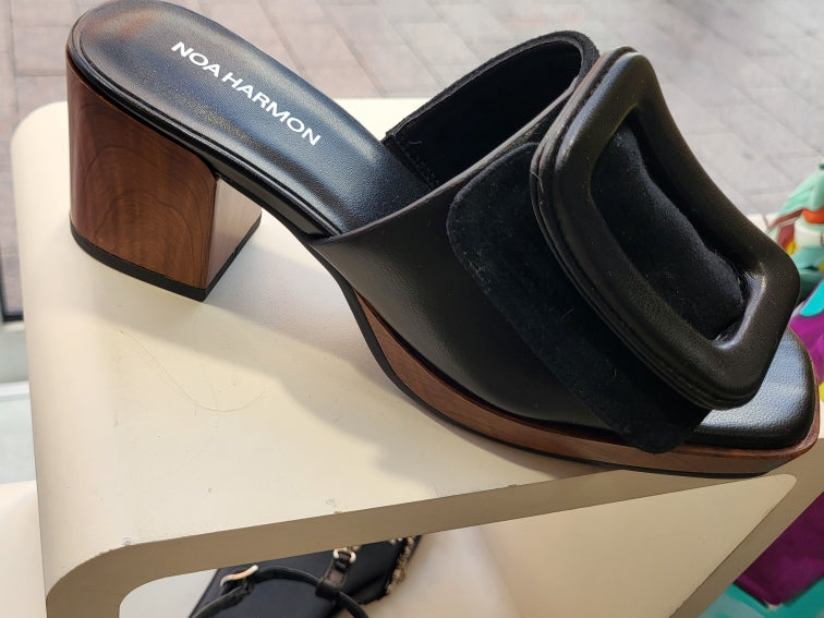 Noa Harmon Mule cuir Noire à talon