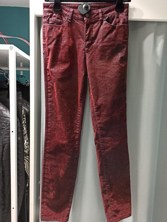 Jean Mayjune bordeaux effet velours taille haute cinq poches coupe droite serrée