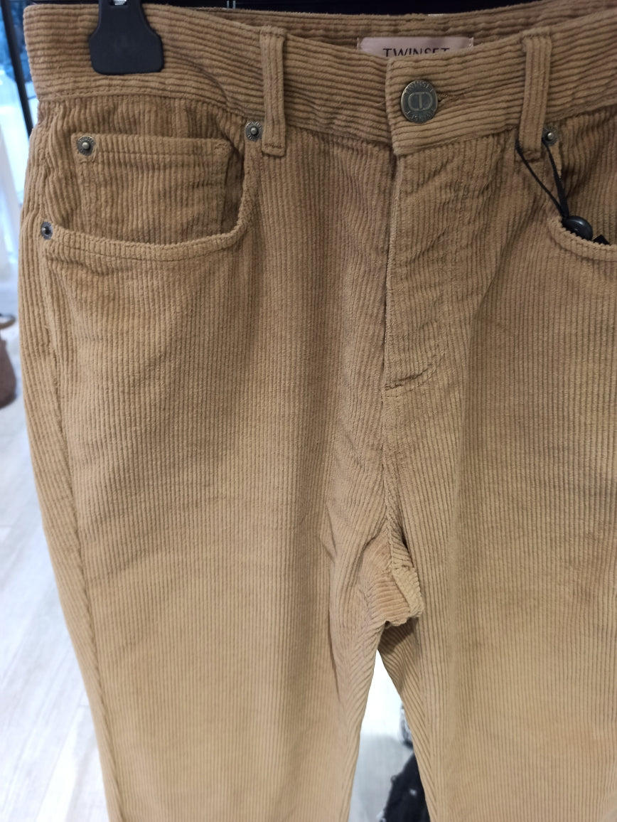 twinset pantalon velours côtelé camel