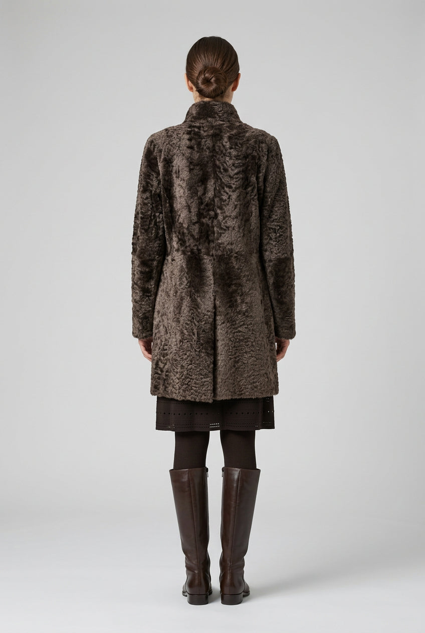 Ventcouvert manteau redingote astrakan, manteau redingote femme avec intérieur en cuir d’agneau chocolat