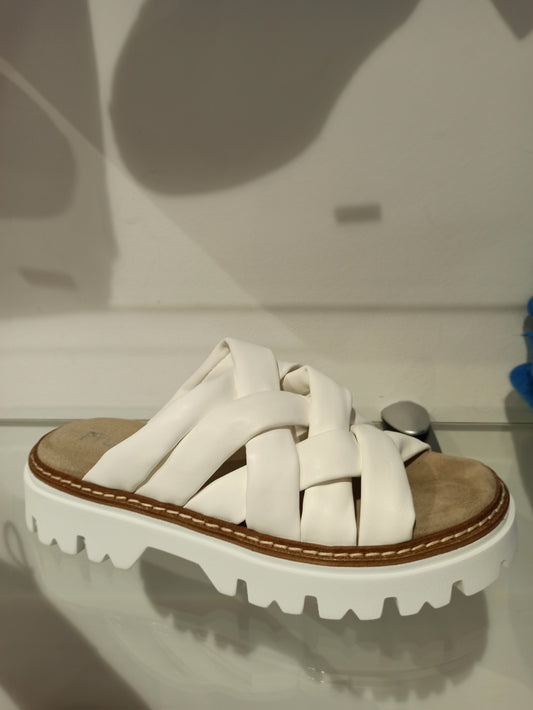 fru.it mules plate blanches