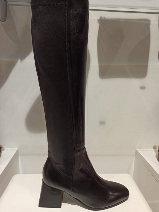 bottes noires en cuir nappa sous genou avec talon carré 4 cm et zip intérieur