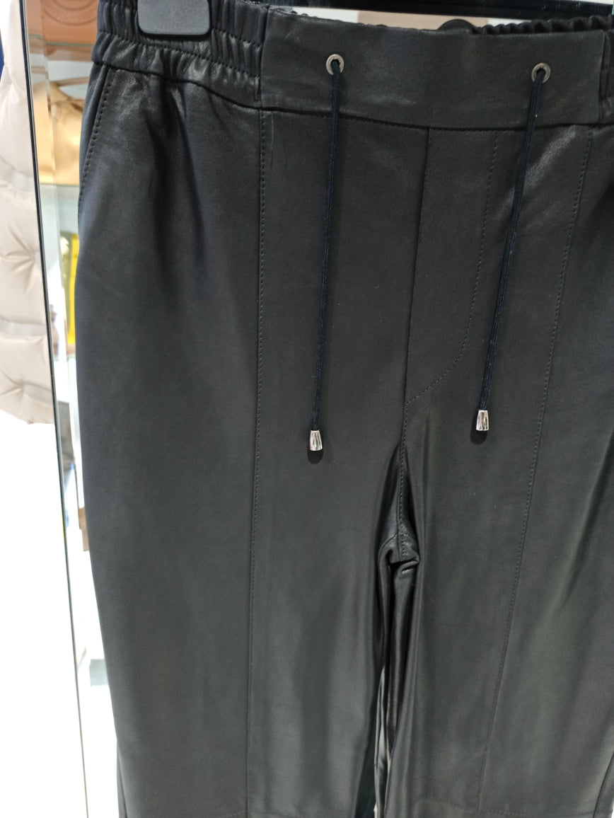 Suite 109 by Ventcouvert jogg cuir noir, pantalon cuir noir femme fabriqué en France